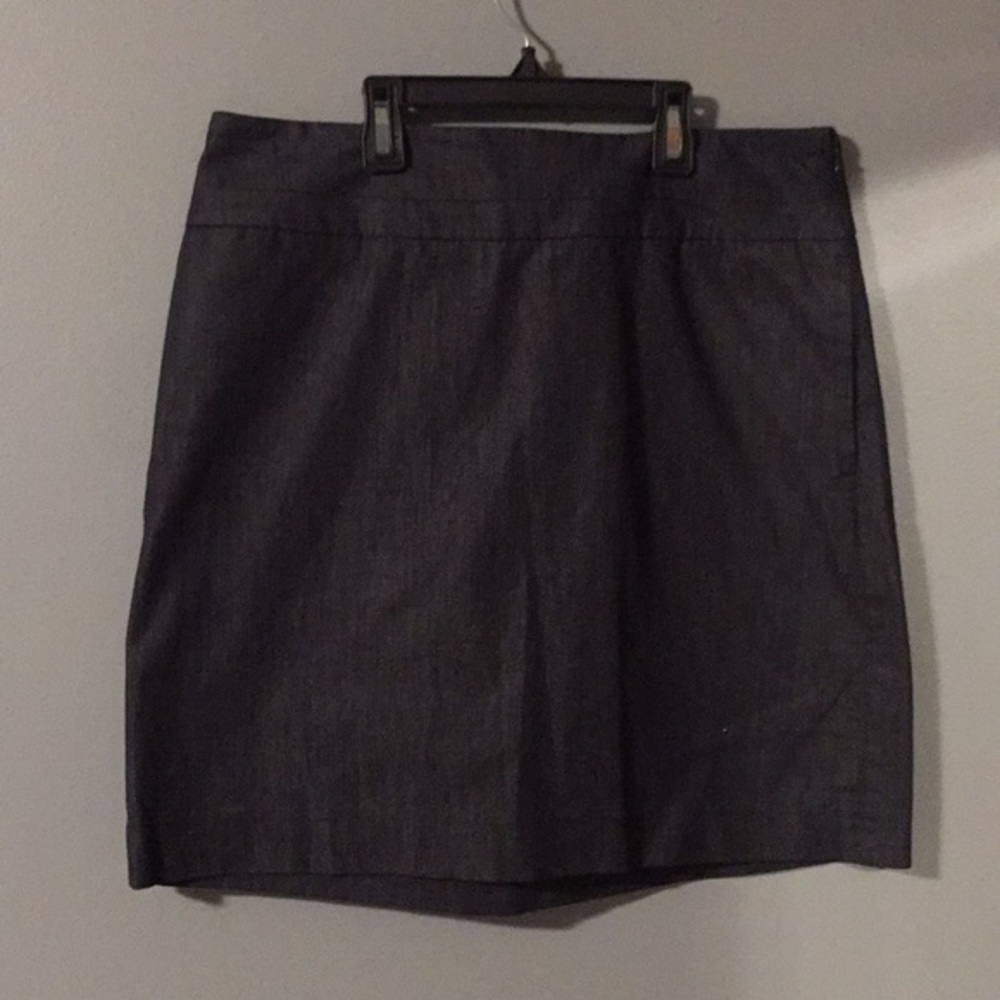 2/$16 LOFT skirt size 6p
